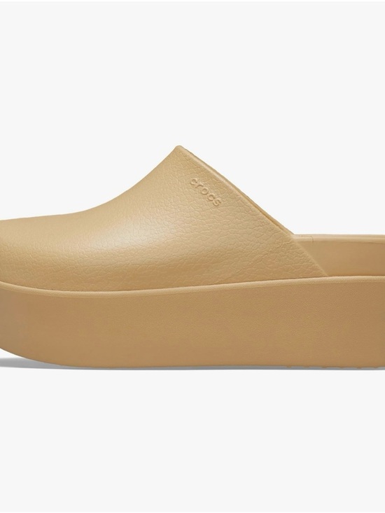 CROCS Shoes - CROCS Women's Platform Mule Dylan — wheat